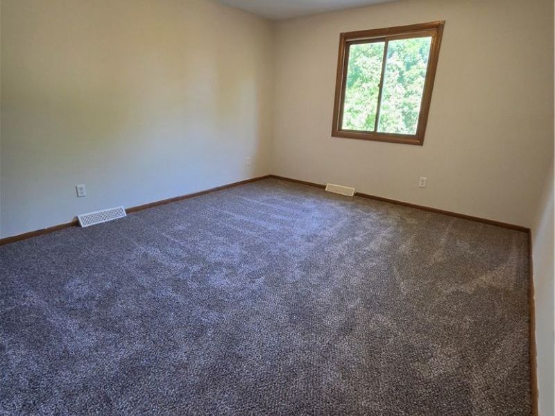 2540 Charney Road, University Heights, OH 44118 Photo 13