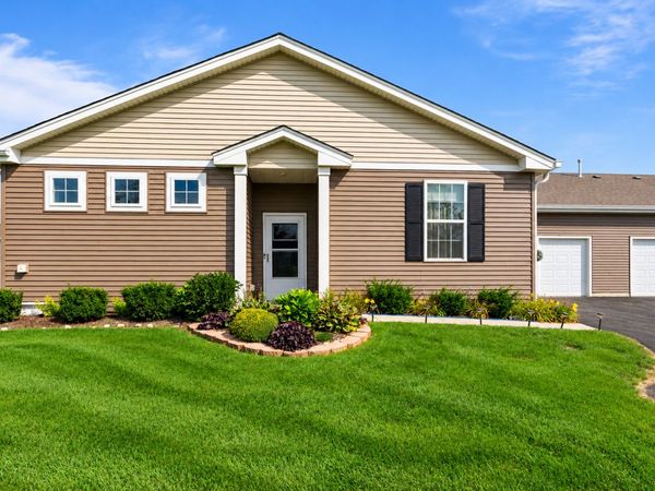 6328 Maple Glen Drive , Wonder Lake, IL 60097