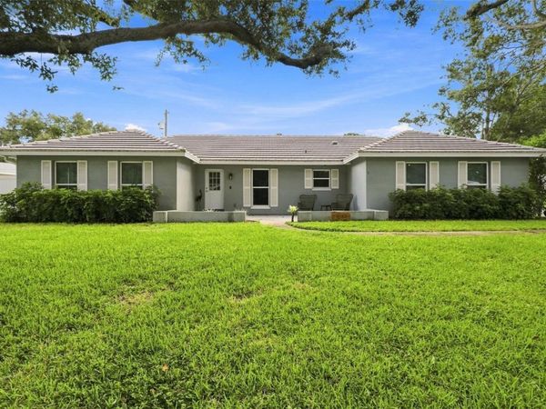 1511 S HILLCREST AVENUE, CLEARWATER, FL 33756
