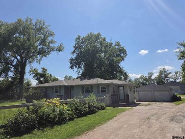 1314 S 258 Street, Omaha, NE 68069