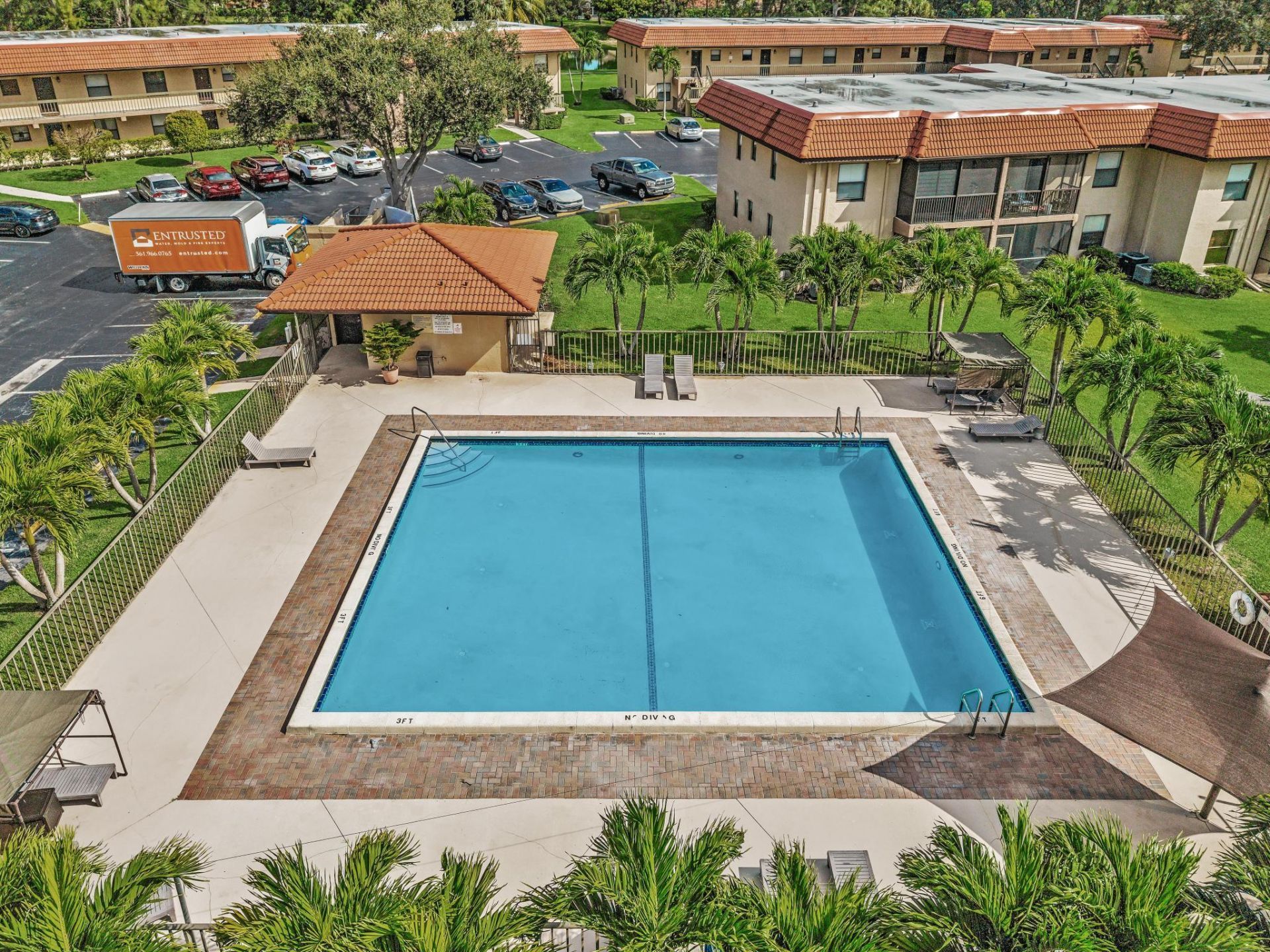 21904 Lake Forest Circle, Unit 202, Boca Raton, FL 33433 Photo