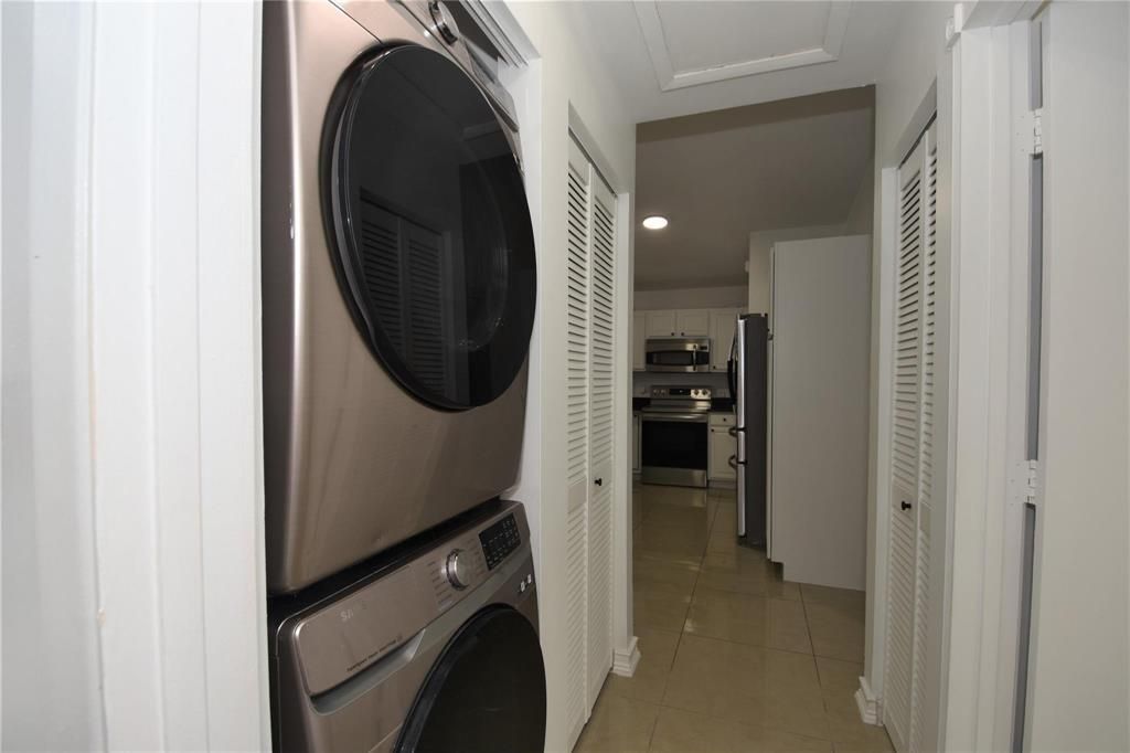 514 Woodgate Circle, Unit C, Sunrise, FL 33326 Photo