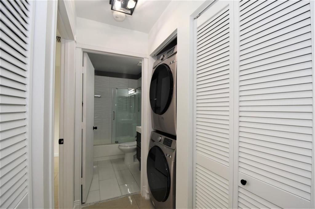 514 Woodgate Circle, Unit C, Sunrise, FL 33326 Photo