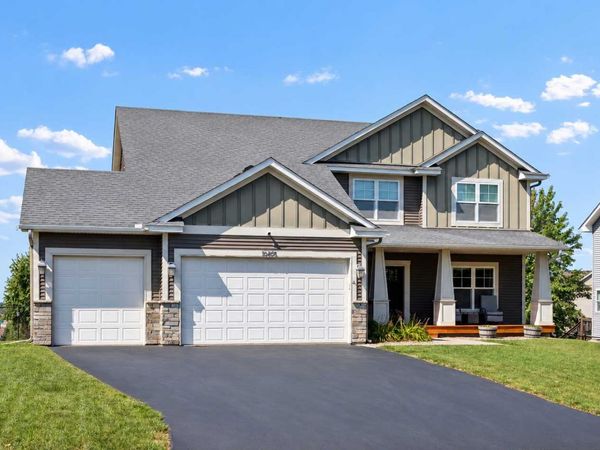 19495 Hilldale Avenue , Lakeville, MN 55044