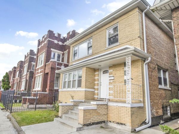 6318 S Mozart Street , Chicago, IL 60629
