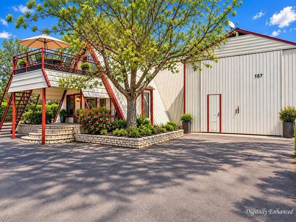 157 Business Boulevard , Granbury, TX 76049