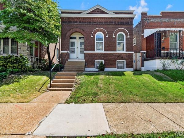 5406 Alaska Avenue, St Louis, MO 63111