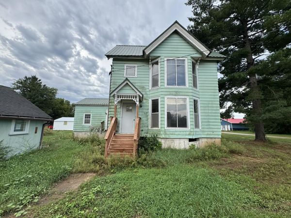 309 E Richland Street, Lone Rock, WI 53556