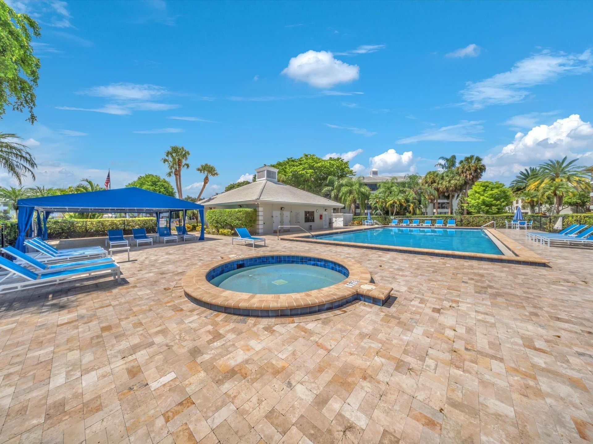 1701 Whitehall Drive, Unit 302, Davie, FL 33324 Photo