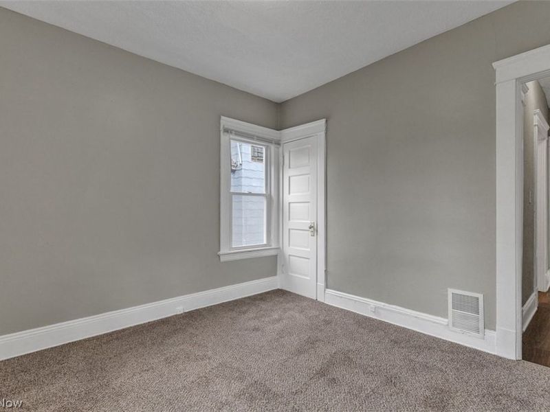 13608 Earlwood Road, Cleveland, OH 44110 Photo 17