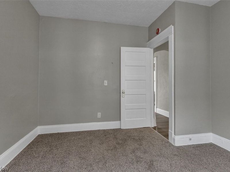 13608 Earlwood Road, Cleveland, OH 44110 Photo 20