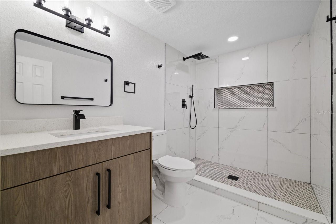 11002 Riverview Drive, Riverview, FL 33578 Photo