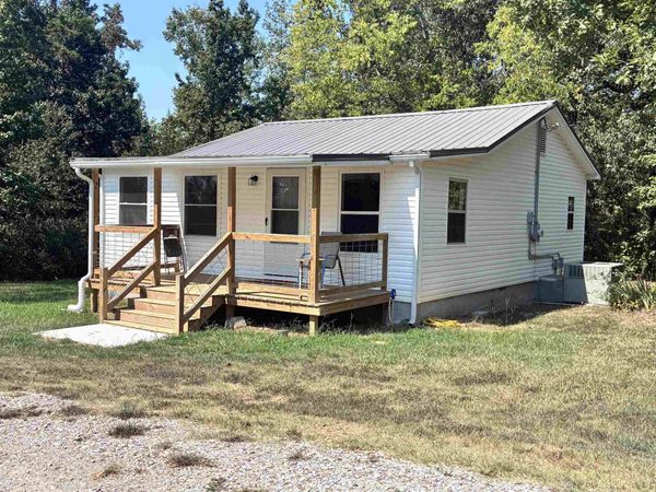1640 ODE MOORE RD, Michie, TN 38357