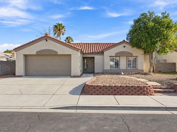 4517 W La Madre Way, North Las Vegas, NV 89031