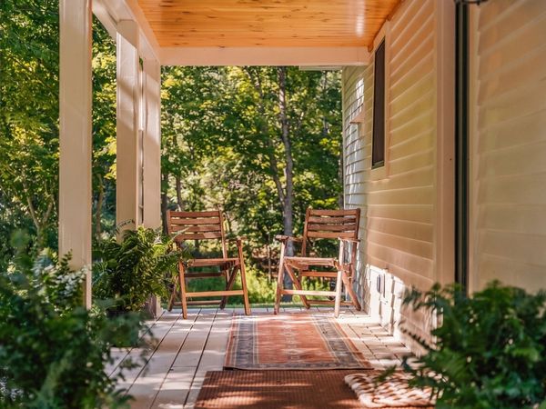 65 Main Street, Bowdoinham, ME 04008