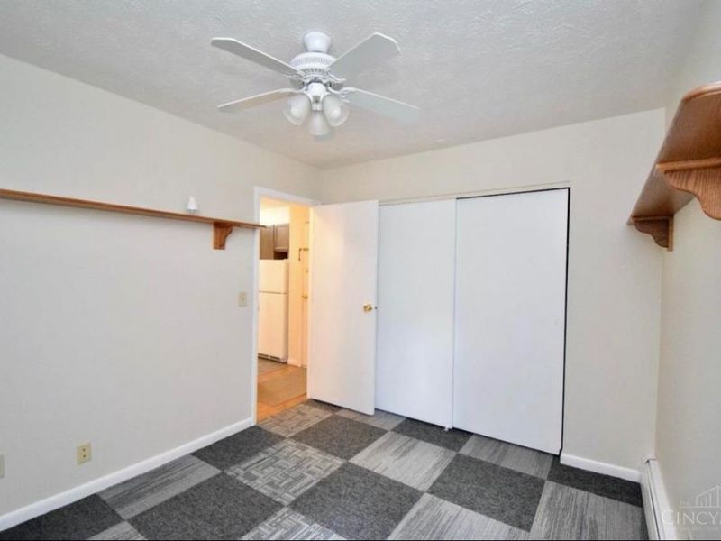 4908 Chalet Drive, Unit 403, Saint Bernard, OH 45217 Photo 14