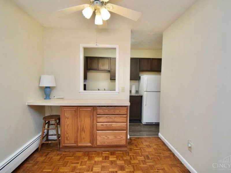 4908 Chalet Drive, Unit 403, Saint Bernard, OH 45217 Photo 7