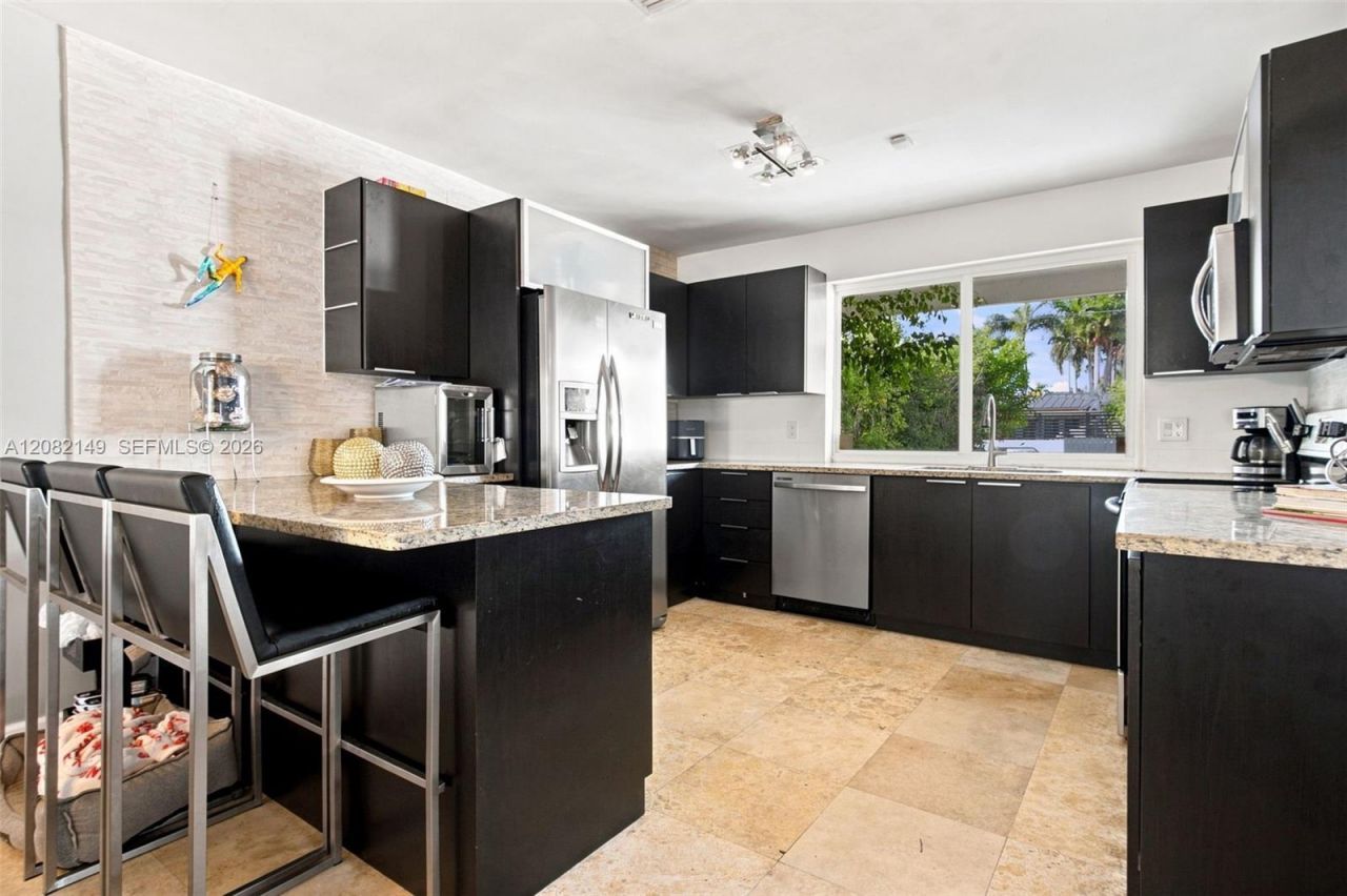 1103 Washington St, Hollywood, FL 33019 Photo