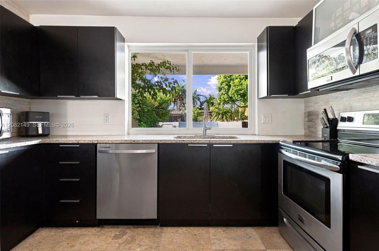 1103 Washington St, Hollywood, FL 33019 Photo