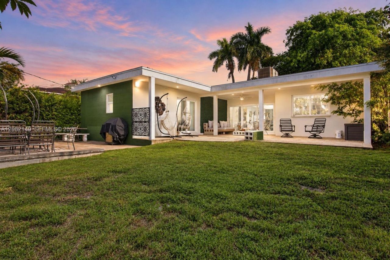 1103 Washington St, Hollywood, FL 33019 Photo