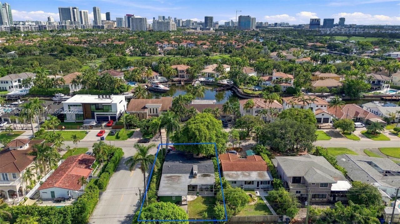 1103 Washington St, Hollywood, FL 33019 Photo