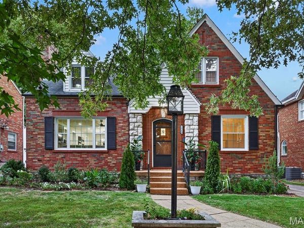 2940 Moniteau Drive , St Louis, MO 63121