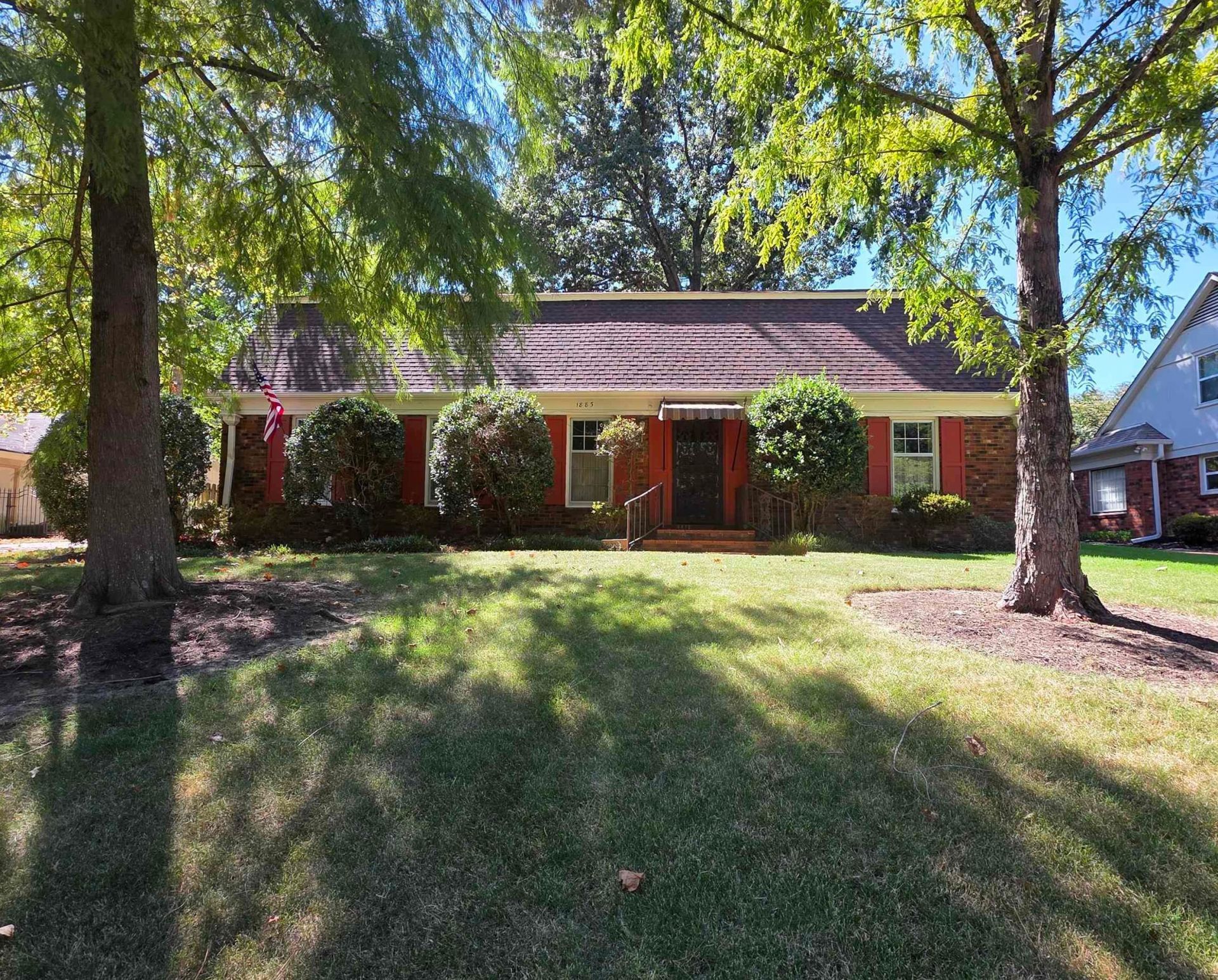 1885 Malabar Dr, Germantown, TN 38138 Main Photo