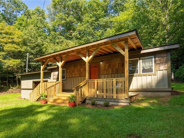 190 Hummingbird Lane, Fleetwood, NC 28626