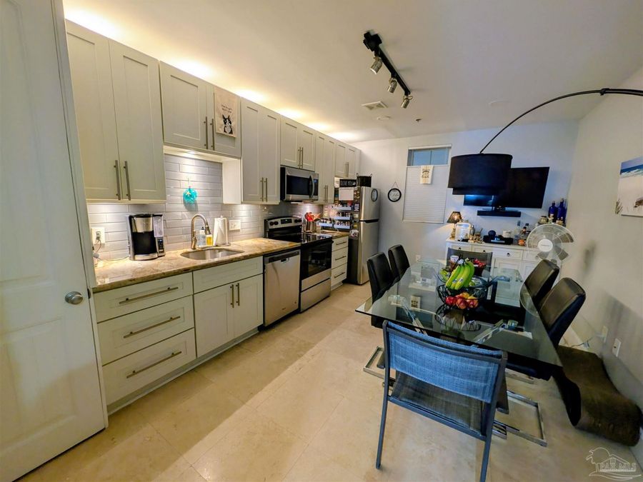 Property Image 64