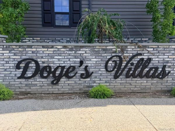 1220 Doges Promenade, Unit 1A, Copiague, NY 11757