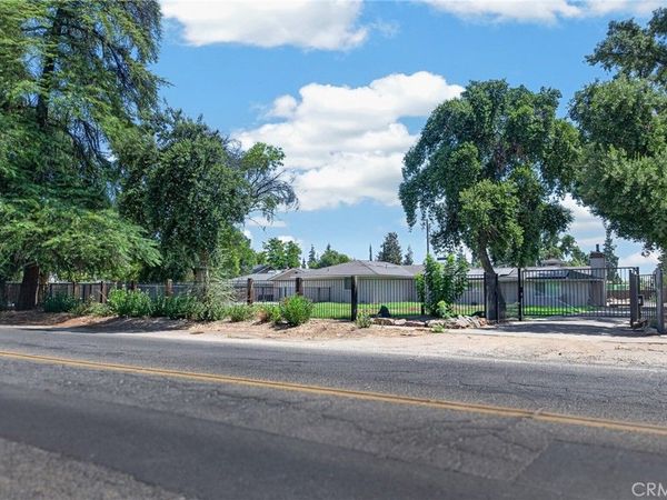4832 N Fruit Avenue, Fresno, CA 93705