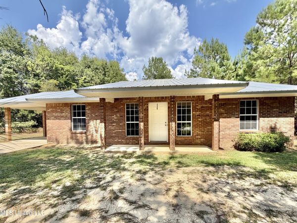 22202 N Ms-63 , Leakesville, MS 39451