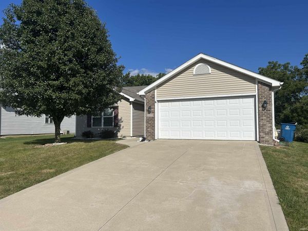1902 Clifty Parkway Parkway, Fort Wayne, IN 46808