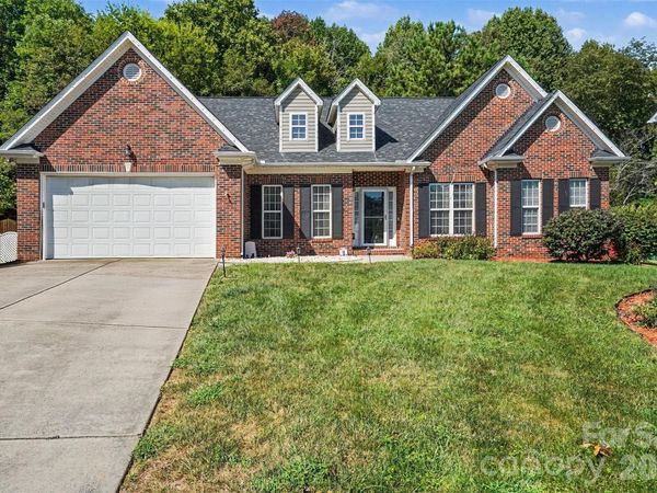 12015 Hampton Place Drive, Charlotte, NC 28269