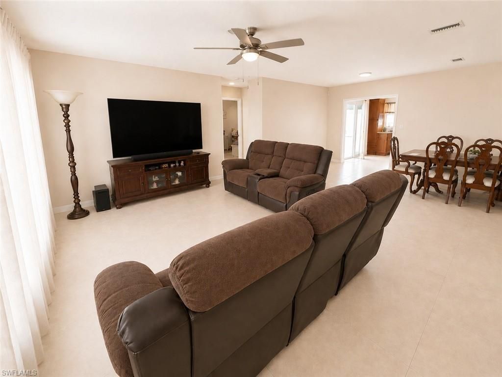143 SE 29th St , Cape Coral, FL 33904 Photo