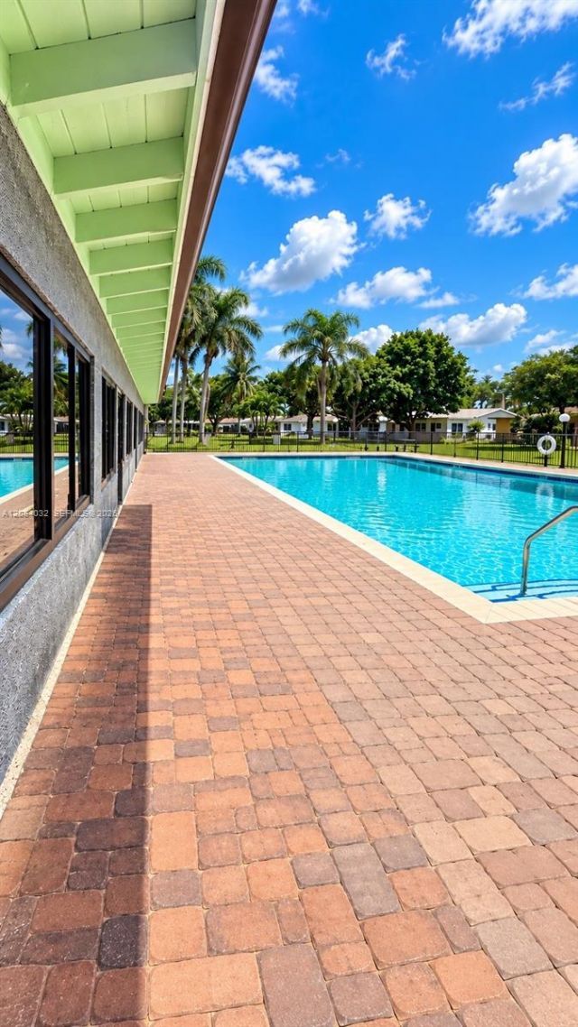 4719 NW 44th Ct, Tamarac, FL 33319 Photo