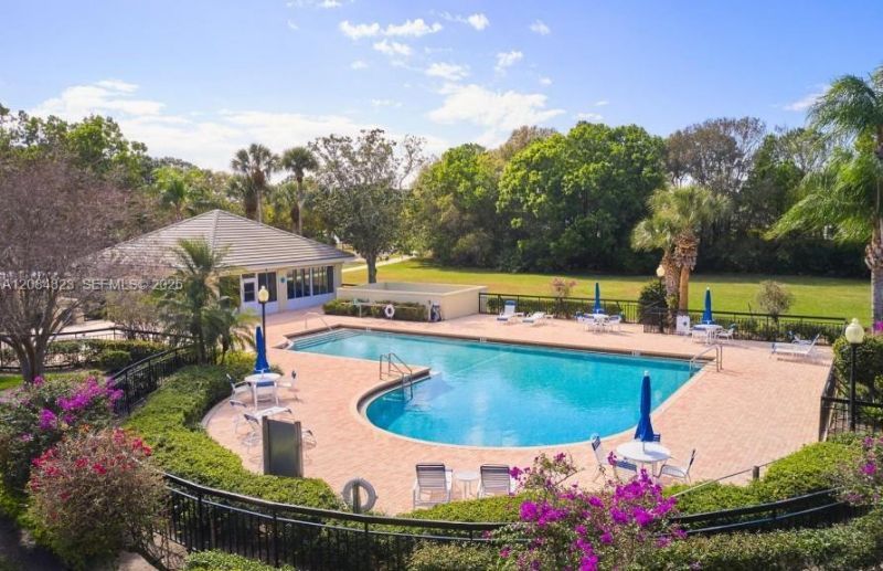 7625 SE Bay Cedar Cir, Hobe Sound, FL 33455 Photo