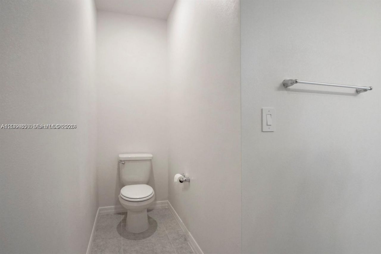 811 SE Seahouse Dr , Port Saint Lucie, FL 34983 Photo