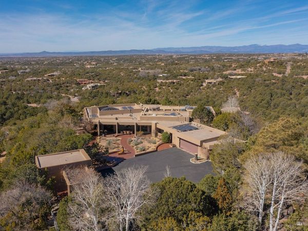 111 Barranca Road , Santa Fe, NM 87501