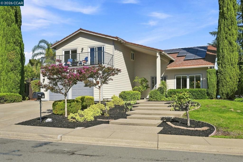 332 Mt Washington Way, Clayton, CA 94517 Main Photo