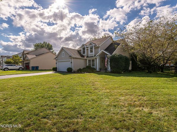 7825 Hawkins Court, Sylvania, OH 43560