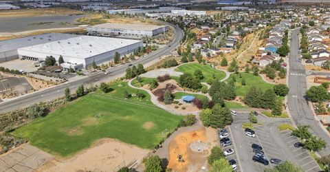 8840 Silver Dawn Court, Reno, NV 89506 Photo