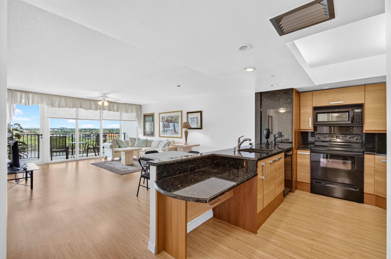 4750 S Ocean Boulevard, Unit 907, Highland Beach, FL 33487 Photo