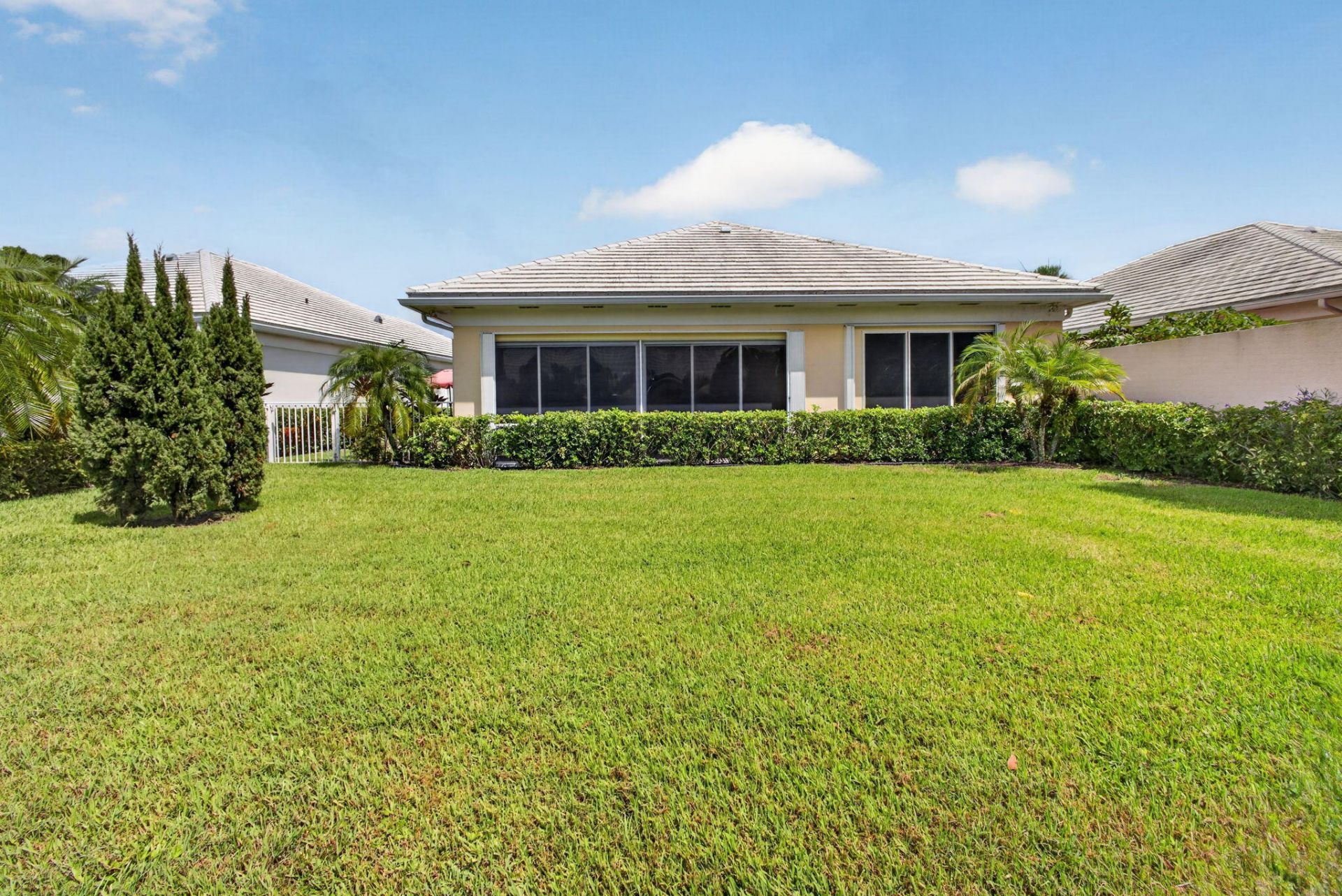 8390 E Garden Oaks Circle, Palm Beach Gardens, FL 33410 Photo