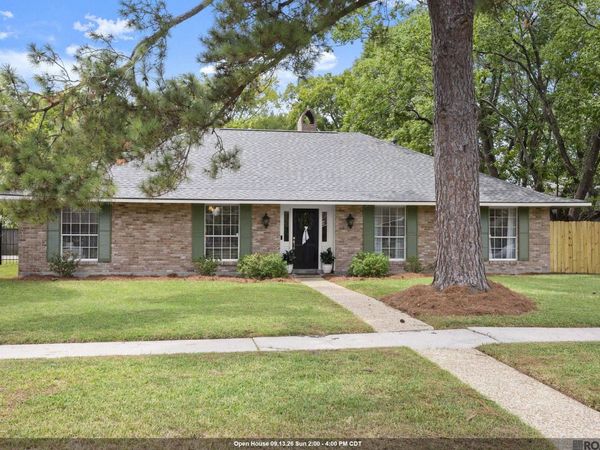 4630 Chelsea Dr, Saint George, LA 70809