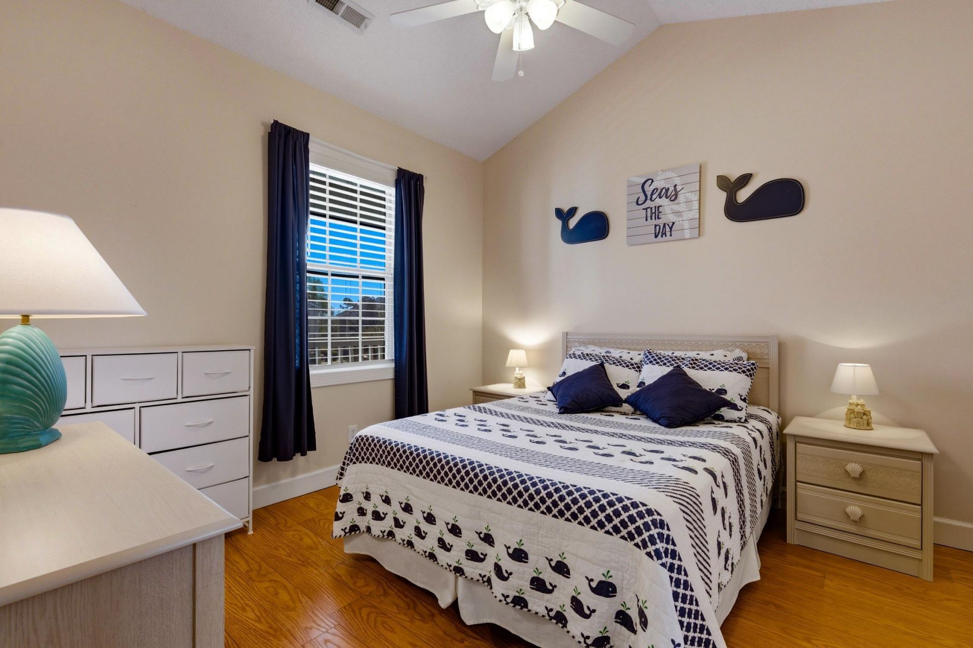 690 Riverwalk Dr. Photo 17