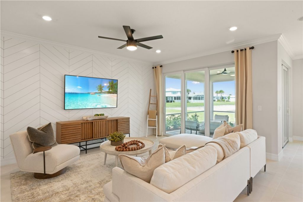 8340 Pequod Avenue, Unit 124 Cedar, Vero Beach, FL 32967 Photo