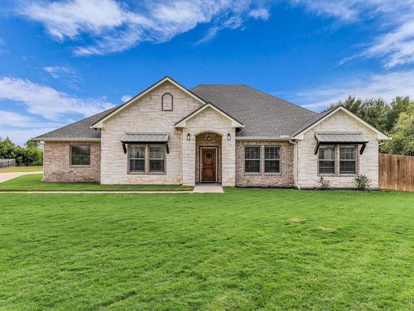 128 Sydney Lane , Robinson, TX 76655