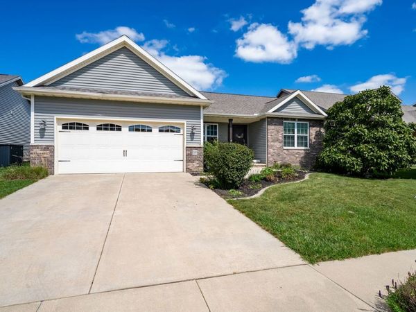 59 Dry Sage Circle, Bloomington, IL 61705