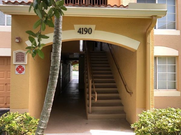 4190 SAN MARINO Boulevard, Unit 105, West Palm Beach, FL 33409